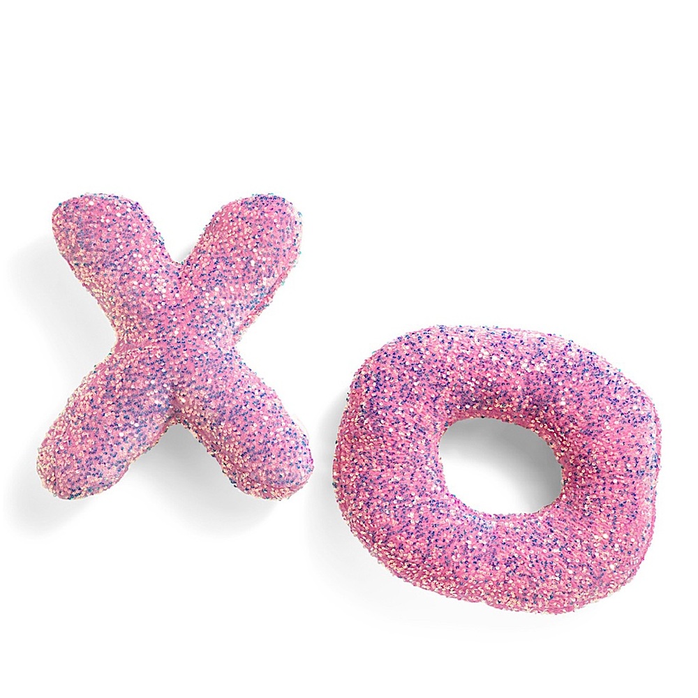 ✨🤩 2 piece Sequin Iridescent XO pillow set 🤩✨